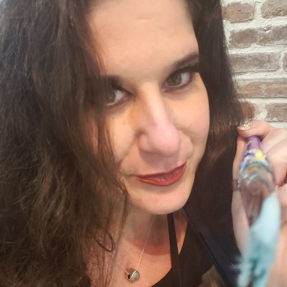 Meet your Posher, Florence - Picture 1 of 1